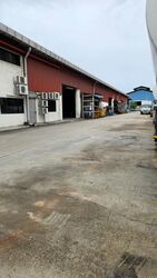 Pioneer Road North (D22), Factory #500560961
